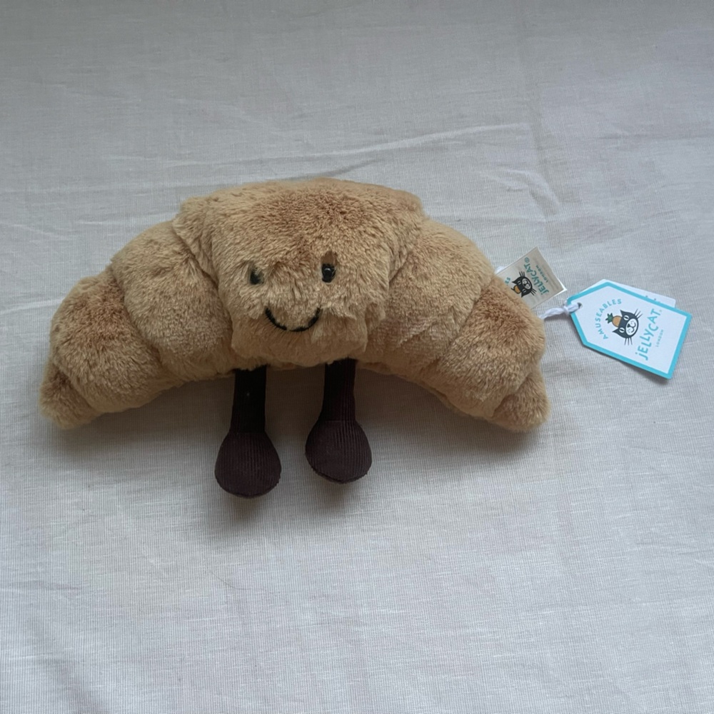 Jellycat Amuseables Tan Croissant - Size Medium - Picture 3 of 4